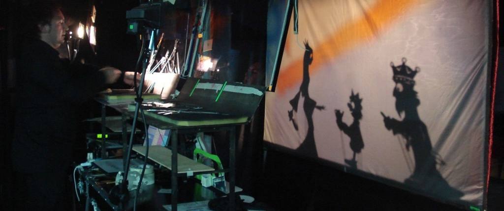 TEATRO DE SOMBRAS PRECINE DE JOSE DIEGO RAMIREZ